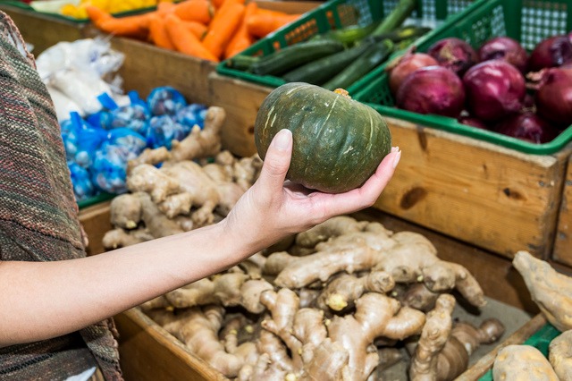 青果・野菜の卸売とは？卸売業者と仲卸業者の違いと信頼できる業者の見つけ方