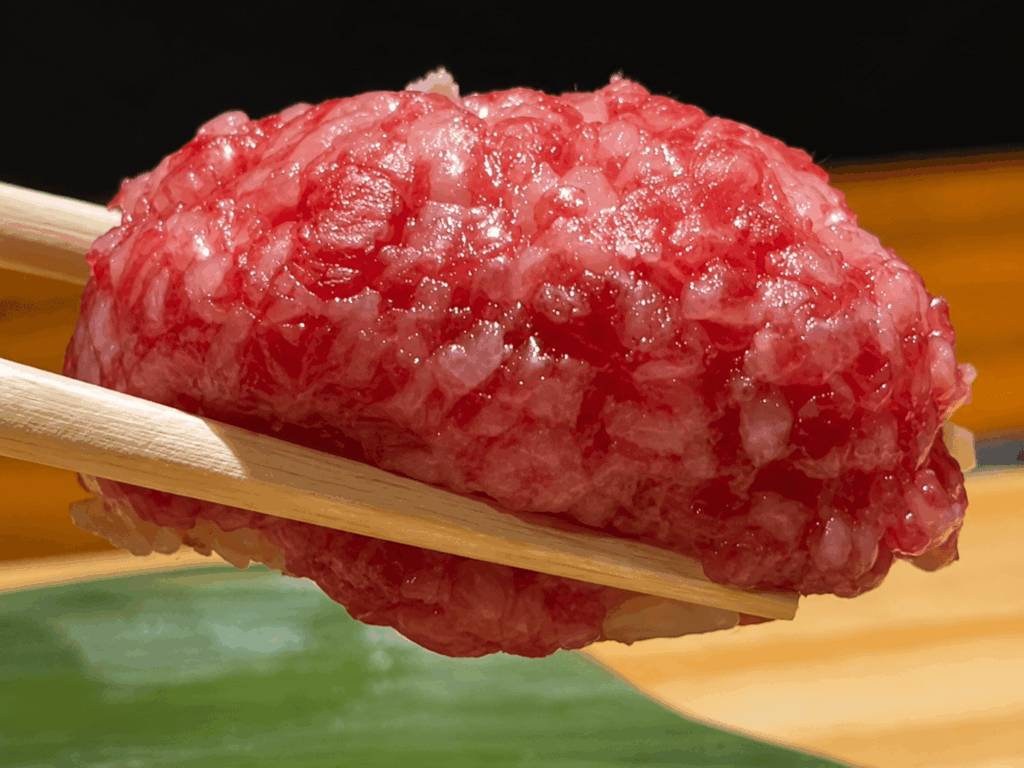 とろける和牛のおはぎ（画像引用：焼肉矢澤 札幌 | Instagram）